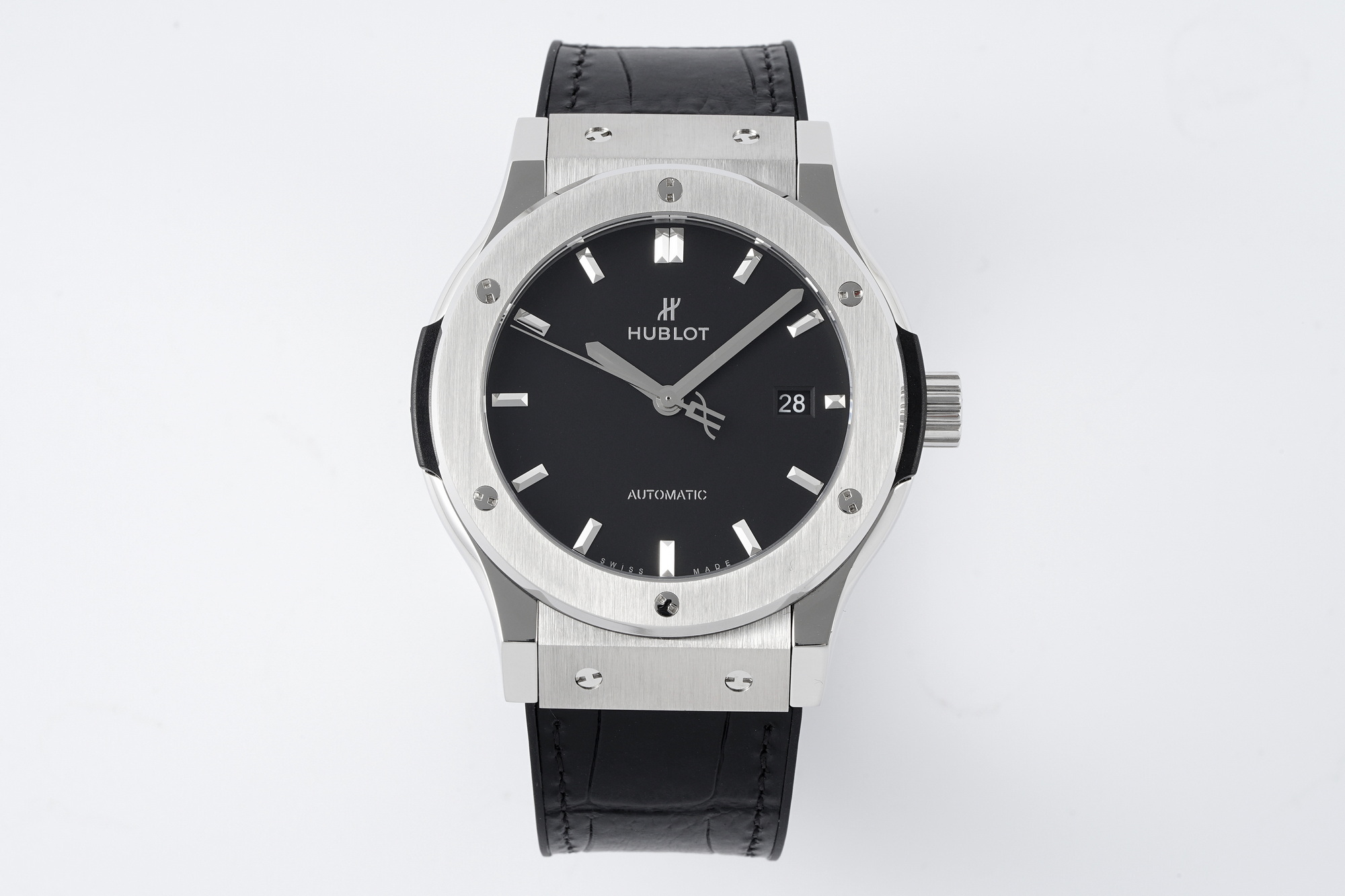 위블로 HUBLOT 클래식 퓨전 티타늄 42 블랙 