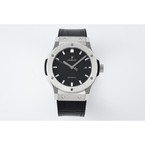 위블로 HUBLOT 클래식 퓨전 티타늄 42 블랙 