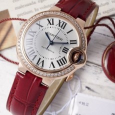 AF공장 발롱 블루 드 까르띠에 레드 가죽 다이아 베젤 33mm WSBB0044