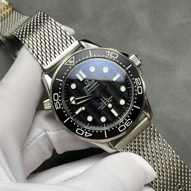오메가 씨마스터 다이버300 OMEGA Sea Master 007 에디션